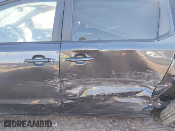 2017 Kia Sedona LX with VIN KNDMB5C12H6229530, listed as a IAAI auction lot 41817443 with 97,160 mi miles. Bid and sale history available at carsss.com. Image 6.
