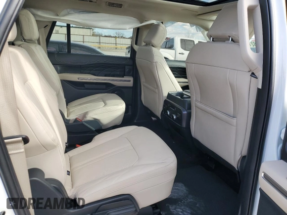 2023 Ford Expedition Max Platinum with VIN 1FMJK1M8XPEA26408, listed as a Copart auction lot 82132613 with 5,973 mi miles and . Bid and sale history available at DreamBid. Image 10.