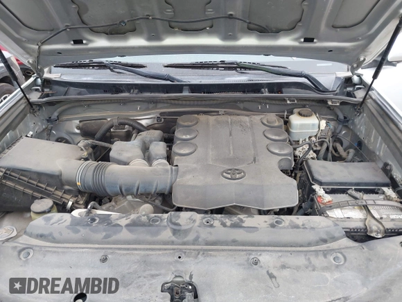 2011 Toyota 4Runner SR5 with VIN JTEZU5JRXB5016696, listed as a IAAI auction lot 42469508 with 237,543 mi miles and . Bid and sale history available at DreamBid. Image 10.