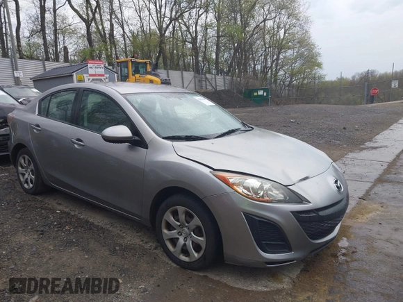 2011 Mazda Mazda3 i Sport with VIN JM1BL1UG0B1401901, listed as a IAAI auction lot 42058681 with 147,060 mi miles. Bid and sale history available at carsss.com. Image 1.