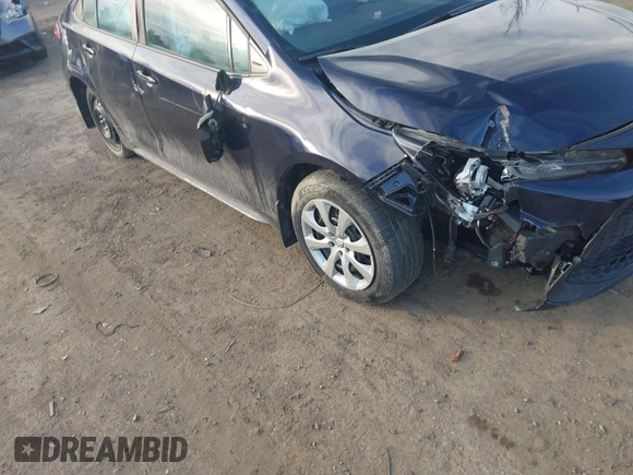 2022 Toyota Corolla LE with VIN 5YFEPMAE9NP306727, listed as a IAAI auction lot 41601452 with 29,969 mi miles and . Bid and sale history available at DreamBid. Image 6.