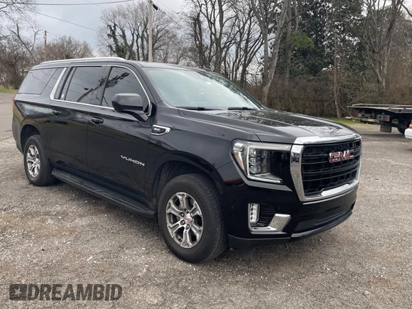 2022 GMC Yukon XL SLE with VIN 1GKS2FKD2NR318652, listed as a Copart auction lot 44574715 with 137,939 mi miles and Clean Title. Bid and sale history available at DreamBid. Image 1.