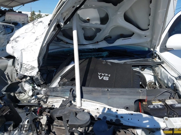 2010 Toyota Tacoma PreRunner with VIN 3TMJU4GN7AM093616, listed as a IAAI auction lot 41861992 with 257,406 mi miles and . Bid and sale history available at DreamBid. Image 10.