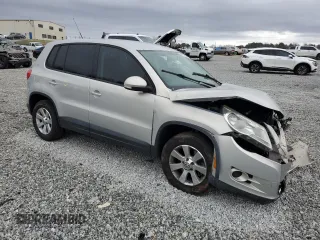 2010 Volkswagen Tiguan S with VIN WVGAV7AX6AW520952, listed as a Copart auction lot 47856855 with 119,822 mi miles and Salvage title. Bid and sale history available at DreamBid. Image 4.