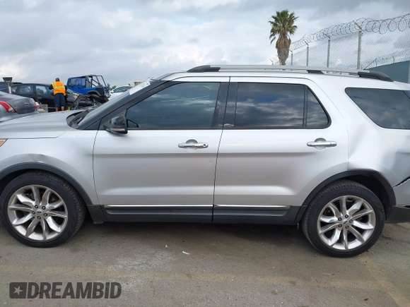 2012 Ford Explorer XLT with VIN 1FMHK7D88CGA94982, listed as a IAAI auction lot 42121534 with 250,897 mi miles and . Bid and sale history available at DreamBid. Image 14.