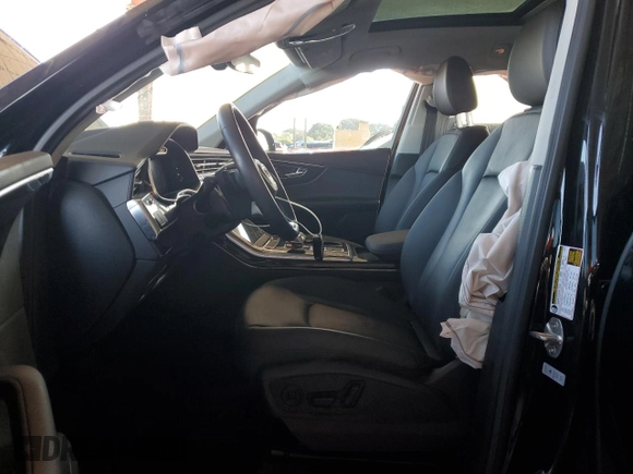 2022 Audi Q7 Premium z VIN WA1AXBF71ND021921, wystawiony jako Copart lot #86780594 z przebiegiem 10 653 mil mil oraz Szkoda całkowita • Salvage title. Historia ofert i sprzedaży dostępna na DreamBid. Obrazek 7.