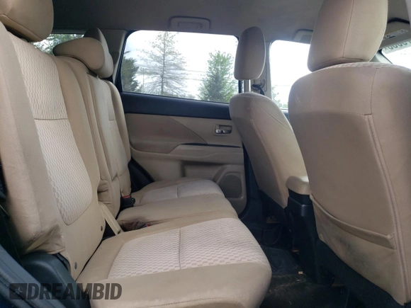 2014 Mitsubishi Outlander SE z VIN JA4AD3A37EZ014011, wystawiony jako Copart lot #55179055 z przebiegiem 208 791 mil mil oraz Czysty tytuł • Clean title. Historia ofert i sprzedaży dostępna na DreamBid. Obrazek 11.