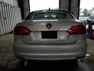 2011 Volkswagen Jetta SE with VIN 3VWBZ7AJ7BM383463, listed as a Copart auction lot 64434495 with 176,161 mi miles and Clean title. Bid and sale history available at DreamBid. Image 6.