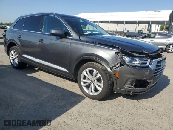 2018 Audi Q7 Premium z VIN WA1AHAF75JD037217, wystawiony jako Copart lot #55182155 z przebiegiem 97 954 mil mil oraz Szkoda całkowita • Salvage title. Historia ofert i sprzedaży dostępna na DreamBid. Obrazek 4.