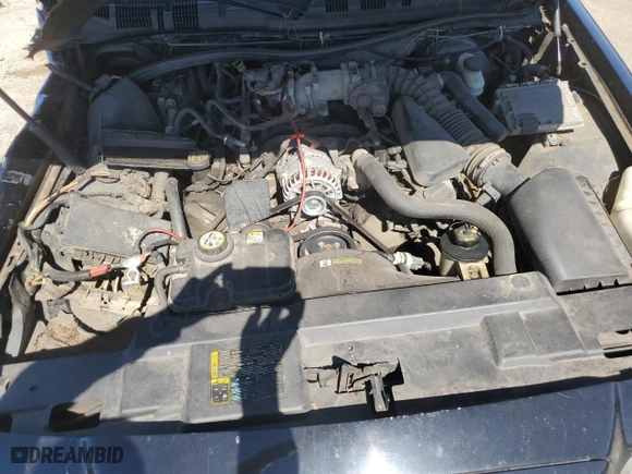 2005 Ford Crown Victoria LX with VIN 2FDFP74W55X116146, listed as a Copart auction lot 48361695 with 229,921 mi miles and Salvage Title. Bid and sale history available at carsss.com. Image 12.