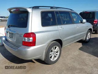 2006 Toyota Highlander with VIN JTEDW21A460015561, listed as a IAAI auction lot 42864235 with 202,859 mi miles and . Bid and sale history available at DreamBid. Image 4.