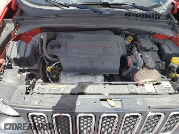 2017 Jeep Renegade Latitude with VIN ZACCJABB6HPF75773, listed as a Copart auction lot 54577855 with 50,425 mi miles and Salvage Title. Bid and sale history available at carsss.com. Image 12.