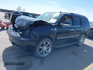 2007 Cadillac Escalade with VIN 1GYFK63887R175010, listed as a IAAI auction lot 41892482 with 121,231 mi miles. Bid and sale history available at carsss.com. Image 14.