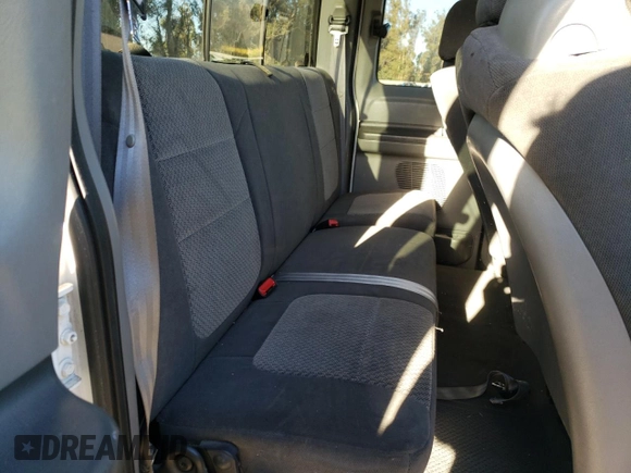 2002 Ford F-250 XL with VIN 1FTNX20L32ED10043, listed as a Copart auction lot 82608574 with 150,324 mi miles and Salvage title. Bid and sale history available at DreamBid. Image 10.