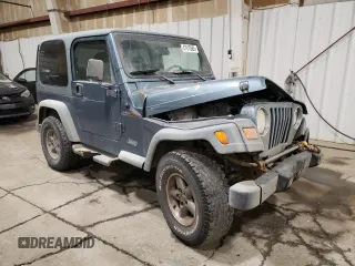 1999 Jeep Wrangler SE with VIN 1J4FY29P0XP412753, listed as a Copart auction lot 47015985 with 137,388 mi miles and Salvage Title. Bid and sale history available at carsss.com. Image 4.
