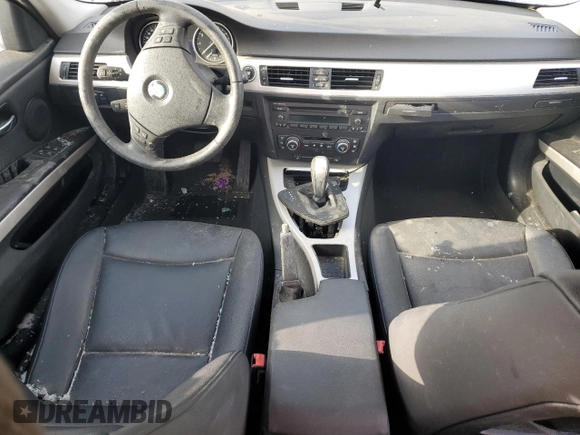 2009 BMW 3 Series 323i with VIN WBAPG73579A401821, listed as a Copart auction lot 43933955 with Not provided miles and Non repairable. Bid and sale history available at DreamBid. Image 8.