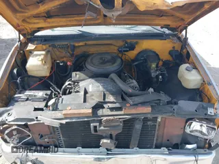 1988 Chevrolet Silverado 2500 z VIN 1GCFC24H4JZ186099, wystawiony jako IAAI lot #42067699 z przebiegiem 174 023 mil mil oraz . Historia ofert i sprzedaży dostępna na DreamBid. Obrazek 10.