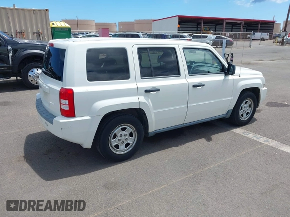 2008 Jeep Patriot Sport with VIN 1J8FT28038D647491, listed as a IAAI auction lot 42279472 with 164,527 mi miles and . Bid and sale history available at DreamBid. Image 4.