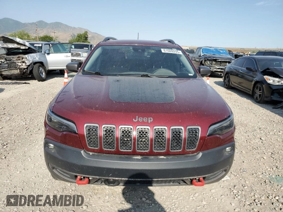 2019 Jeep Cherokee Trailhawk Elite with VIN 1C4PJMBNXKD147403, listed as a Copart auction lot 61609245 with 58,636 mi miles and Clean title. Bid and sale history available at DreamBid. Image 5.