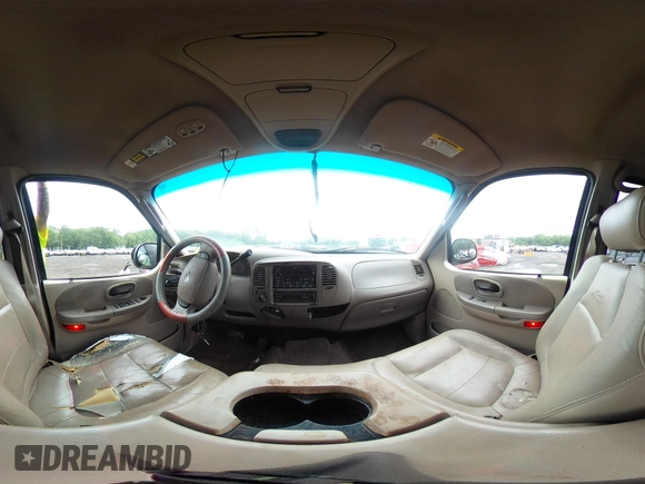 2003 Ford F-150 XLT с VIN 1FTRW08L53KB05534, выставлен на аукционе IAAI как лот 42542400 с пробегом 190 960 миль миль и . История ставок и продаж доступна на DreamBid. Изображение 20.