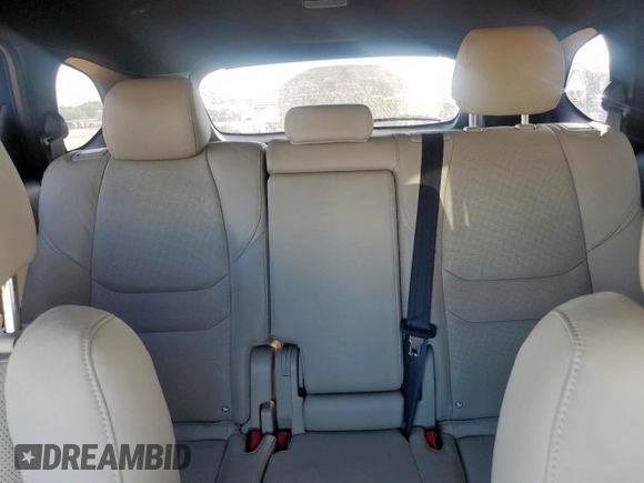 2018 Mazda CX-9 Grand Touring with VIN JM3TCBDY2J0207515, listed as a Copart auction lot 61597725 with 83,735 mi miles and Clean title. Bid and sale history available at DreamBid. Image 10.