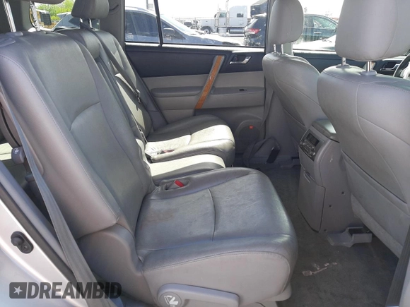 2010 Toyota Highlander Limited with VIN JTEJW3EH9A2040341, listed as a Copart auction lot 56343995 with 123,364 mi miles and Salvage title. Bid and sale history available at DreamBid. Image 12.