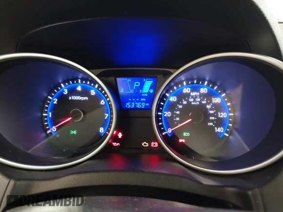 2013 Hyundai Tucson GLS with VIN KM8JU3AC8DU557445, listed as a IAAI auction lot 41839782 with 153,769 mi miles. Bid and sale history available at carsss.com. Image 7.