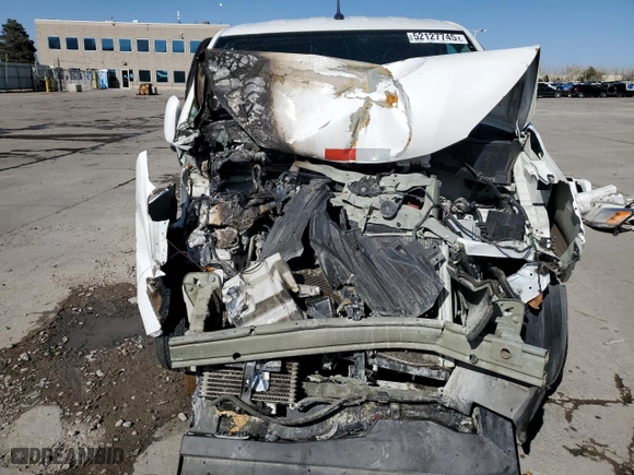 2015 Nissan NV200 SV with VIN 3N6CM0KN9FK708451, listed as a Copart auction lot 52127745 with 0 mi miles and Salvage Title. Bid and sale history available at carsss.com. Image 5.