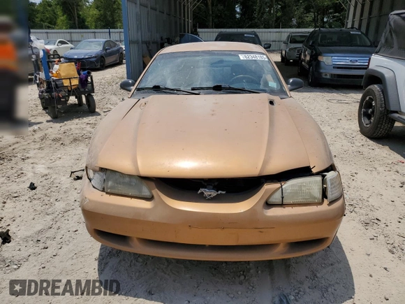 1997 Ford Mustang with VIN 1FALP4047VF152855, listed as a Copart auction lot 62348185 with 40,797 mi miles and Non repairable. Bid and sale history available at DreamBid. Image 5.