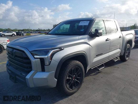 2022 Toyota Tundra 2WD SR5 with VIN 5TFLA5AB0NX015314, listed as a IAAI auction lot 41704714 with 29,629 mi miles. Bid and sale history available at carsss.com. Image 17.