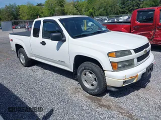 2005 Chevrolet Colorado LS ZQ8 z VIN 1GCCS196X58114553, wystawiony jako IAAI lot #42341504 z przebiegiem 62 868 mil mil oraz . Historia ofert i sprzedaży dostępna na DreamBid. Obrazek 1.