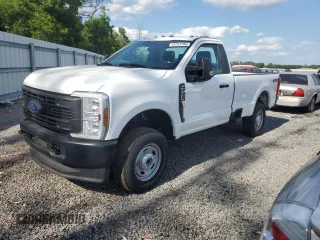2024 Ford F-250 XL z VIN 1FTBF2BA0REC59905, wystawiony jako Copart lot #53203795 z przebiegiem Nie podano mil oraz Szkody całkowita. Historia ofert i sprzedaży dostępna na DreamBid. Obrazek 1.