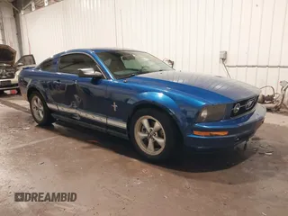 2007 Ford Mustang Deluxe with VIN 1ZVFT80N575320680, listed as a IAAI auction lot 41373758 with 109,588 mi miles. Bid and sale history available at carsss.com. Image 1.