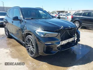 2019 BMW X5 xDrive40i with VIN 5UXCR6C5XKLK79812, listed as a IAAI auction lot 41776939 with 118,335 mi miles. Bid and sale history available at carsss.com. Image 1.