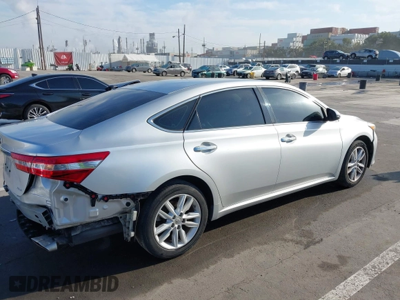 2014 Toyota Avalon Limited with VIN 4T1BK1EB5EU078725, listed as a IAAI auction lot 41837540 with 130,151 mi miles. Bid and sale history available at carsss.com. Image 4.
