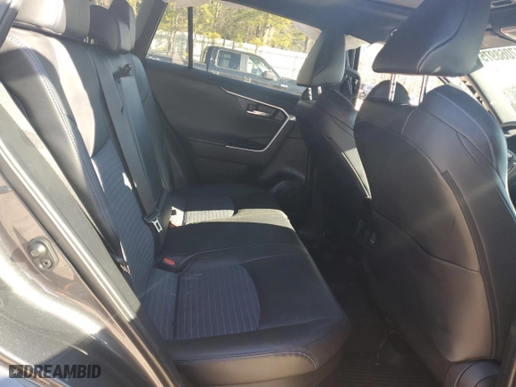 2024 Toyota RAV4 Hybrid XSE with VIN 2T3E6RFV9RW050092, listed as a Copart auction lot 47068975 with 73,474 mi miles and Salvage Title. Bid and sale history available at carsss.com. Image 11.