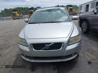 2008 Volvo S40 2.4L с VIN YV1MS382982384776, выставлен на аукционе IAAI как лот 42309949 с пробегом 215 744 миль миль и . История ставок и продаж доступна на DreamBid. Изображение 12.