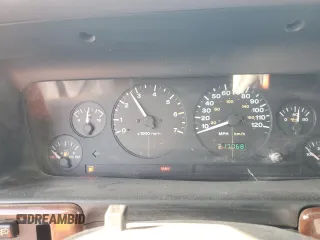 1998 Jeep Grand Cherokee Laredo with VIN 1J4GZ58S6WC319444, listed as a Copart auction lot 53147665 with 217,068 mi miles and Salvage Title. Bid and sale history available at carsss.com. Image 9.