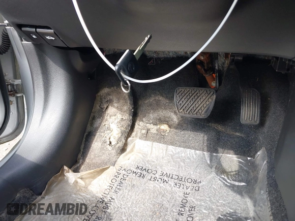 2015 Nissan Note SV with VIN 3N1CE2CPXFL440194, listed as a IAAI auction lot 42112943 with 95,623 mi miles and . Bid and sale history available at DreamBid. Image 11.