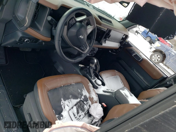 2024 Ford Bronco Outer Banks with VIN 1FMEE8BP1RLA50798, listed as a Copart auction lot 45704955 with 8,182 mi miles and Salvage title. Bid and sale history available at DreamBid. Image 8.