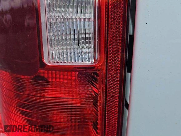 2022 Ford F-150 XL z VIN 1FTFW1EDXNFB38773, wystawiony jako IAAI lot #42851413 z przebiegiem 47 347 mil mil oraz . Historia ofert i sprzedaży dostępna na DreamBid. Obrazek 8.