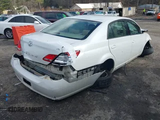 2007 Toyota Avalon XL with VIN 4T1BK36B47U175024, listed as a IAAI auction lot 41212052 with 165,167 mi miles. Bid and sale history available at carsss.com. Image 4.