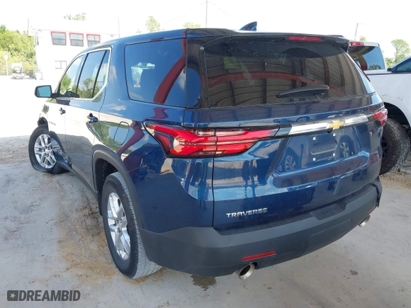 2023 Chevrolet Traverse LS with VIN 1GNERFKWXPJ131562, listed as a IAAI auction lot 41696940 with 25,791 mi miles. Bid and sale history available at carsss.com. Image 3.