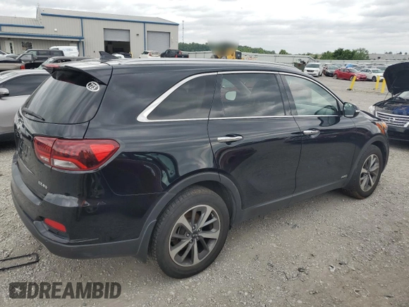 2019 Kia Sorento EX z VIN 5XYPHDA53KG457567, wystawiony jako Copart lot #57665945 z przebiegiem 150 392 mil mil oraz Czysty tytuł • Clean title. Historia ofert i sprzedaży dostępna na DreamBid. Obrazek 3.