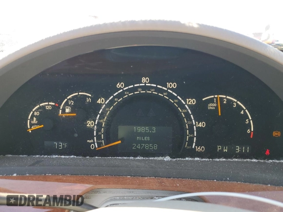 2002 Mercedes-Benz S-Class 4.3L with VIN WDBNG70J82A237141, listed as a Copart auction lot 42193475 with 247,858 mi miles and Salvage Title. Bid and sale history available at carsss.com. Image 9.