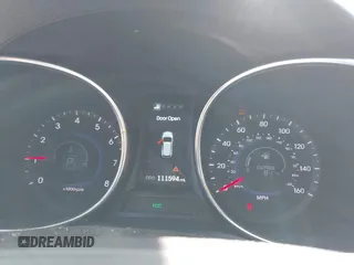 2014 Hyundai Santa Fe with VIN 5XYZUDLB0EG187984, listed as a IAAI auction lot 42607599 with 111,594 mi miles and . Bid and sale history available at DreamBid. Image 15.