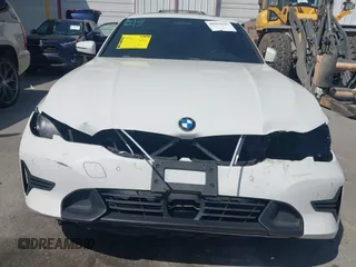 2019 BMW 3 Series 330i with VIN WBA5R1C50KFH26305, listed as a IAAI auction lot 41965645 with 71,150 mi miles and . Bid and sale history available at DreamBid. Image 6.
