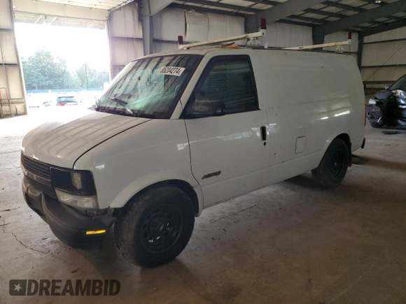 2000 Chevrolet Astro Cargo Van with VIN 1GCDM19W6YB169121, listed as a Copart auction lot 85204274 with 211,783 mi miles and Salvage Title. Bid and sale history available at carsss.com. Image 1.