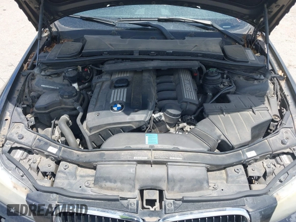 2011 BMW 3 Series 328i xDrive with VIN WBAPK5C54BA654944, listed as a IAAI auction lot 42545214 with 90,083 mi miles and . Bid and sale history available at DreamBid. Image 10.