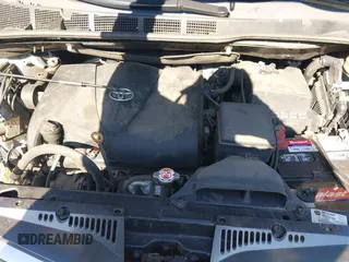 2018 Toyota Sienna LE Auto Access Seat with VIN 5TDKZ3DC4JS925755, listed as a IAAI auction lot 41887172 with 212,921 mi miles. Bid and sale history available at carsss.com. Image 10.